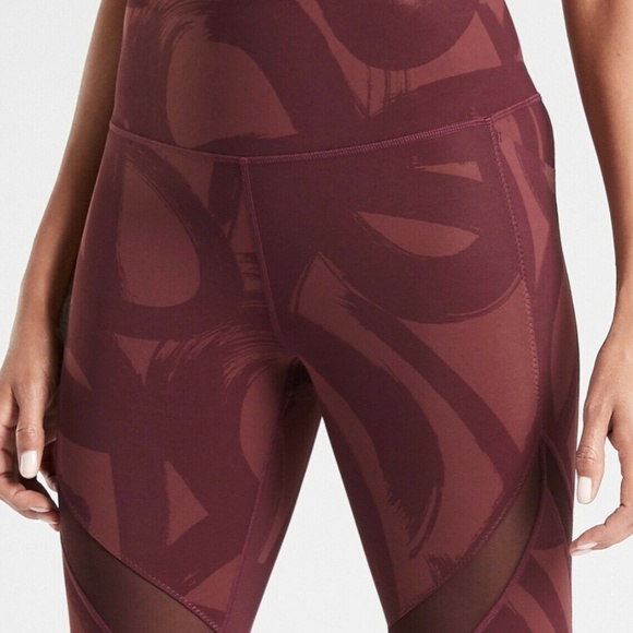 Athleta Tenacity 7/8 Tight in Powerlift - Picture 3 of 11